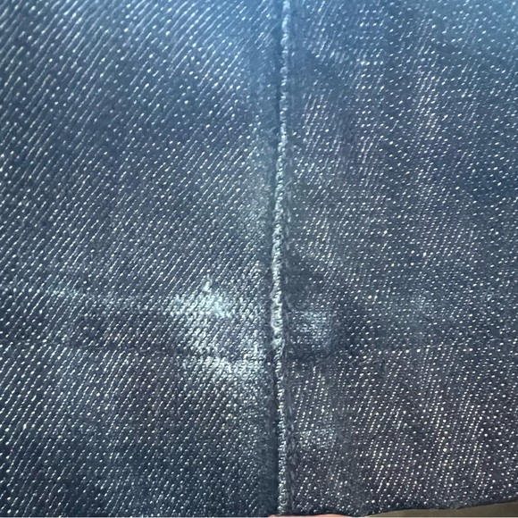 Citizens of Humanity, Hutton # 251 stretch hi-rise wide leg darker wash size 28. - Picture 13 of 13